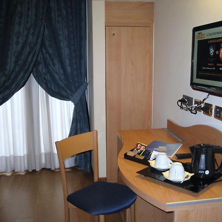 Hotel Brandoli Verona Exterior photo