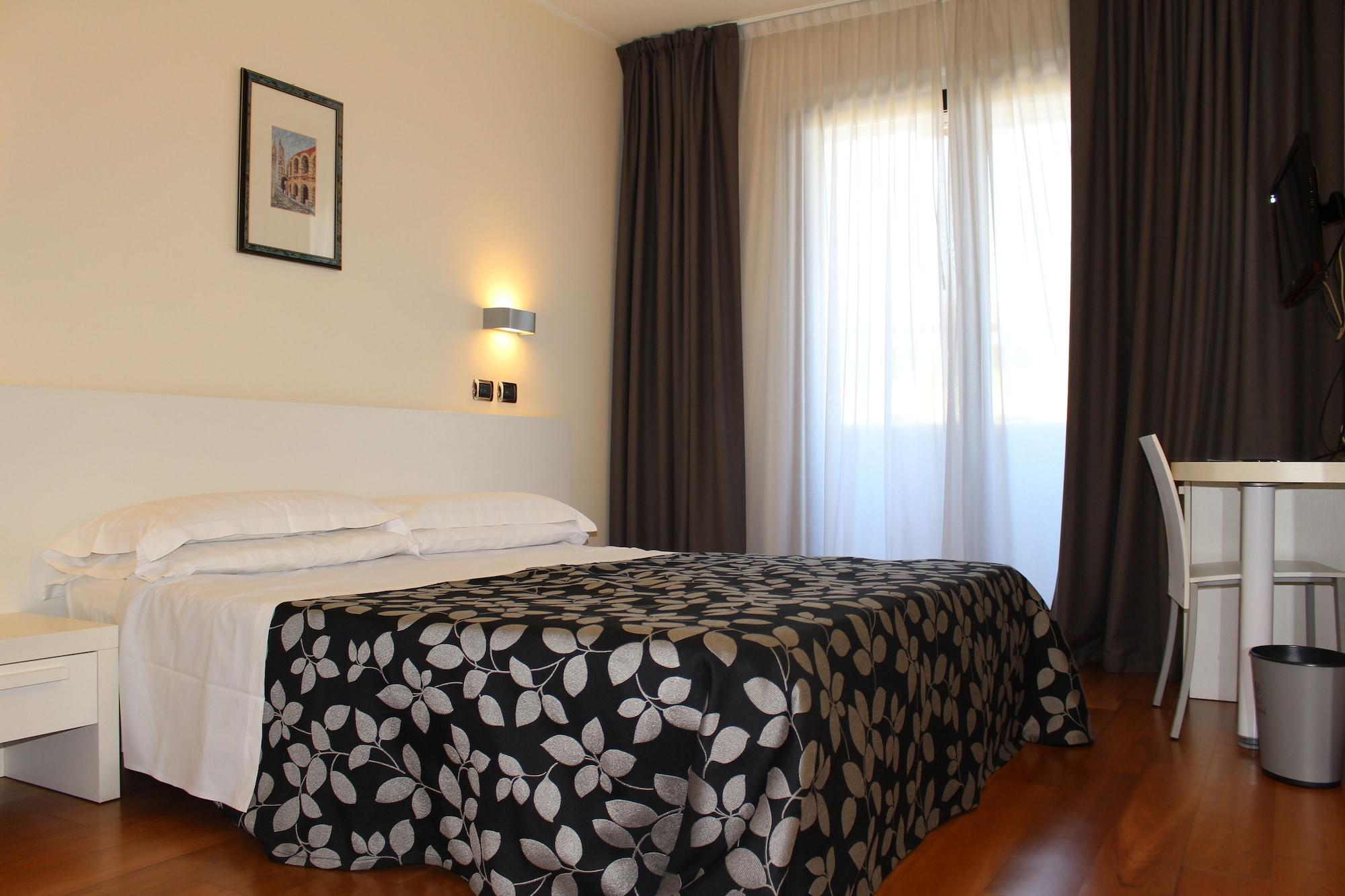 Hotel Brandoli Verona Exterior photo